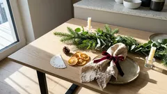 Stół wigilijny jak z filmu: pięć prostych trików, które robią różnicę